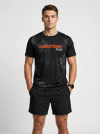 PLAYERA MANGA CORTA KINESTESIA RUN 2.0 · BLACK EDITION HOMBRE