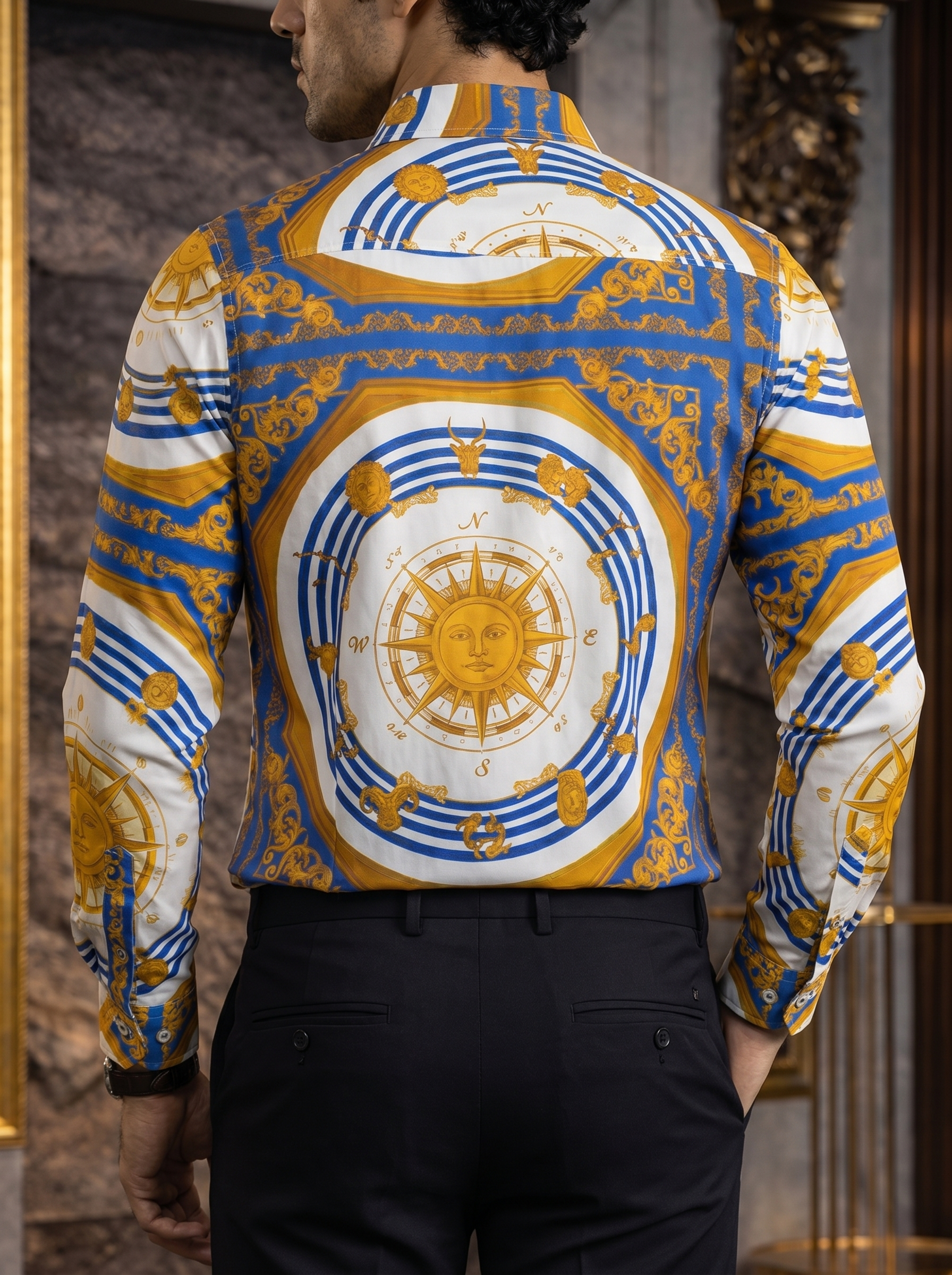 Camisa Hombre Casual Blanca Soles Figuras Doradas Azul