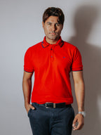 Playera Polo Hombre Slim Fit Rojo Detalle Azul Marino