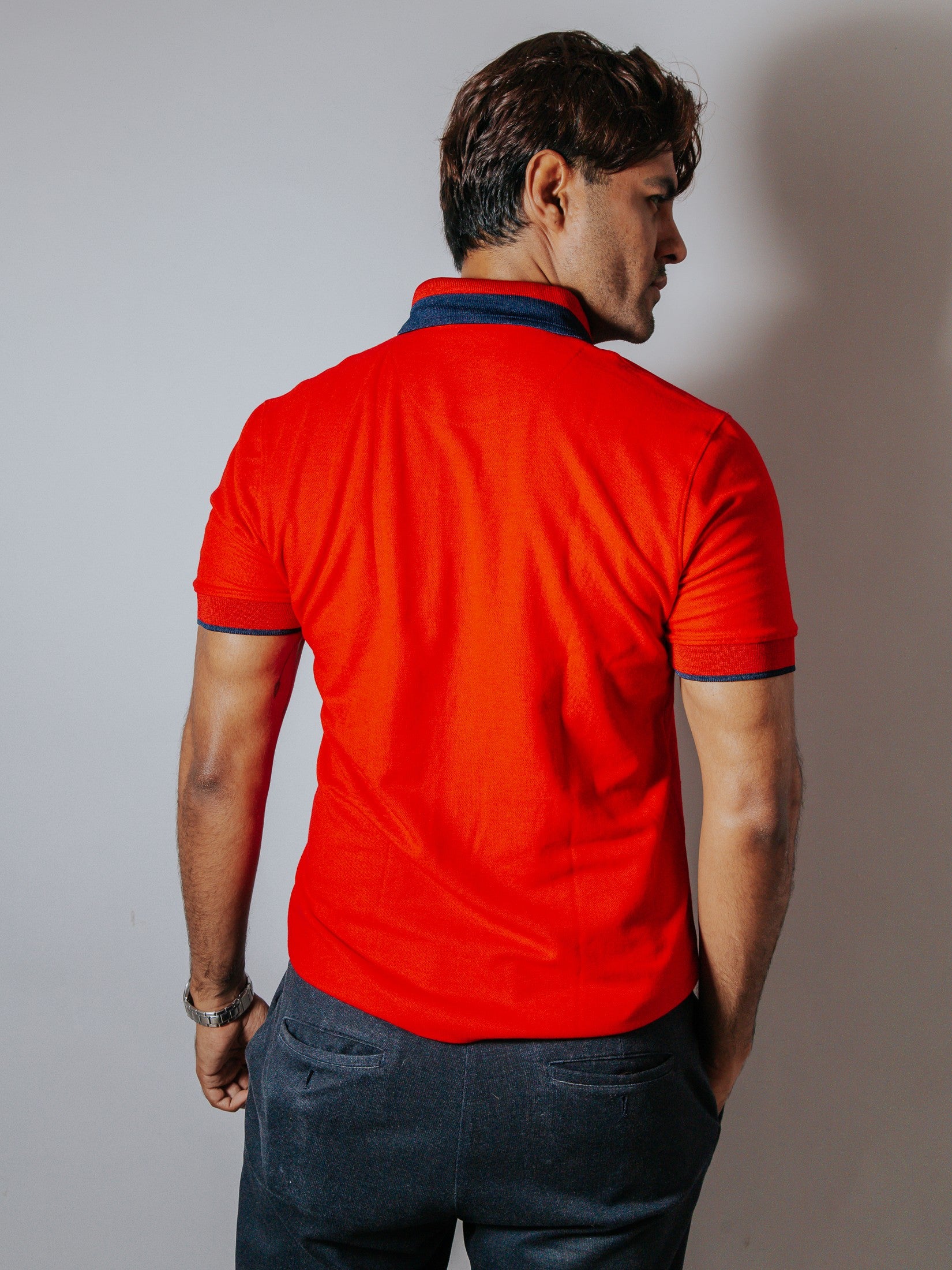Playera Polo Hombre Slim Fit Rojo Detalle Azul Marino