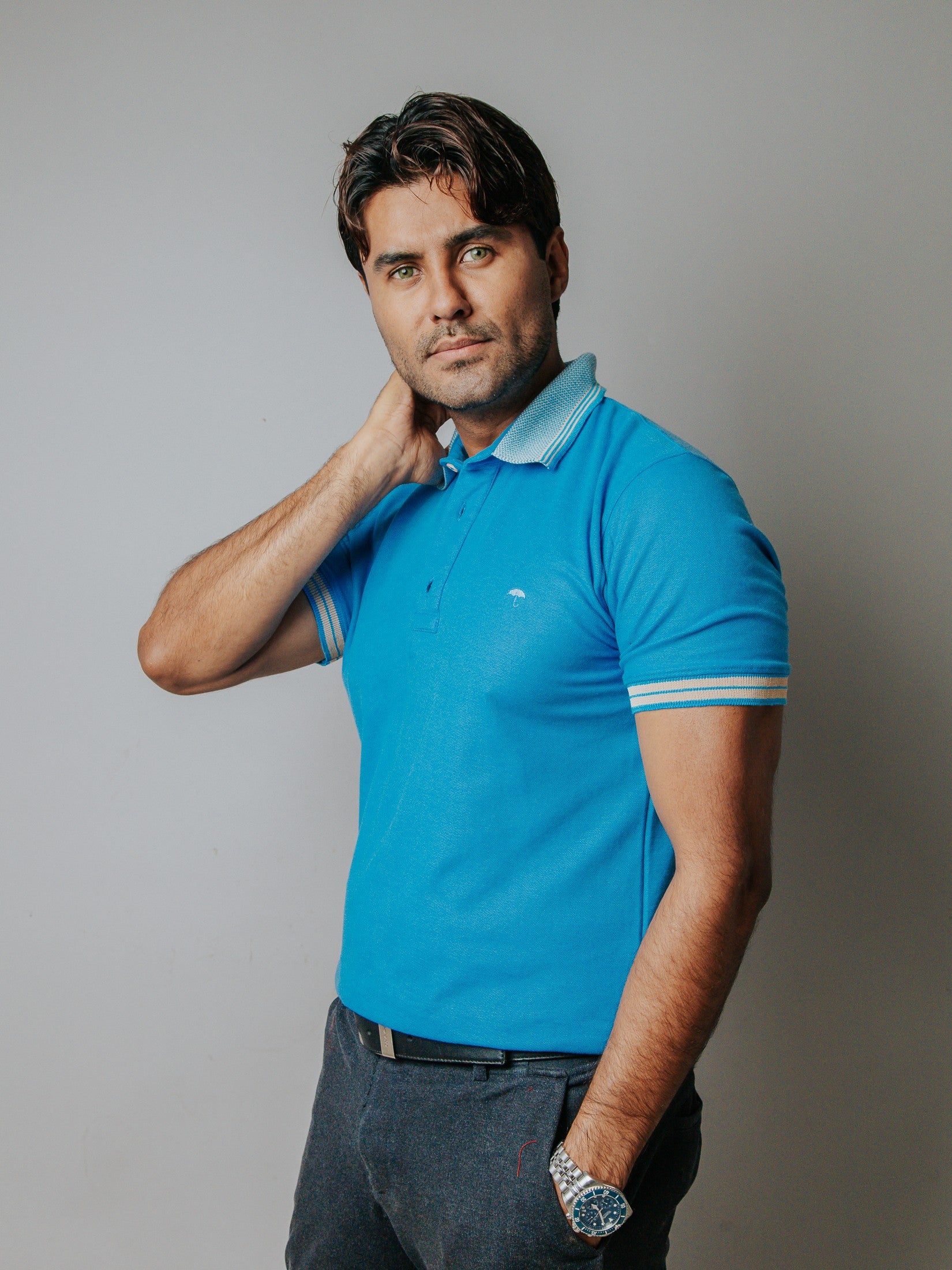 Playera Polo Hombre Slim Fit Azul Cielo Detalle Beige