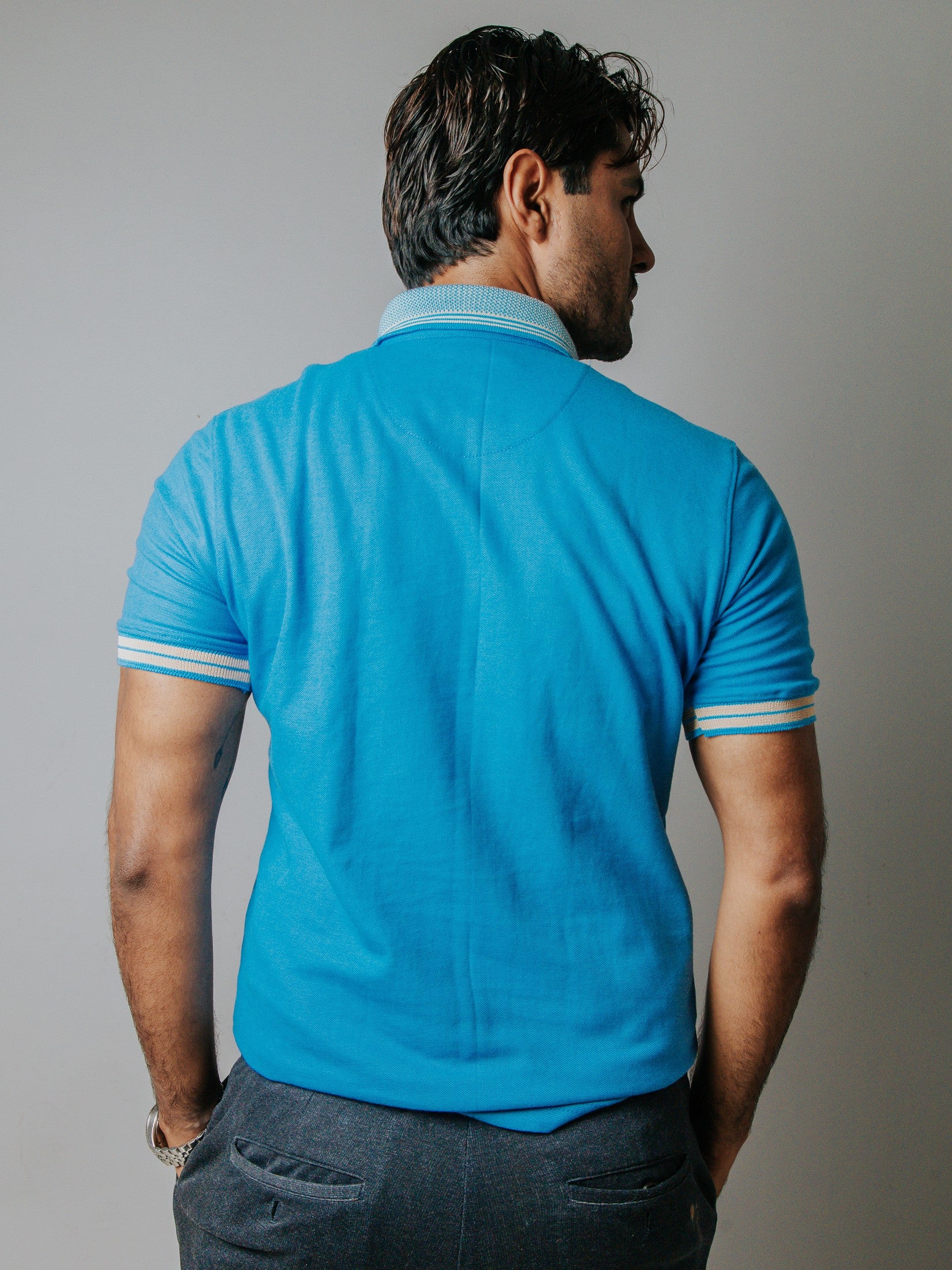 Playera Polo Hombre Slim Fit Azul Cielo Detalle Beige